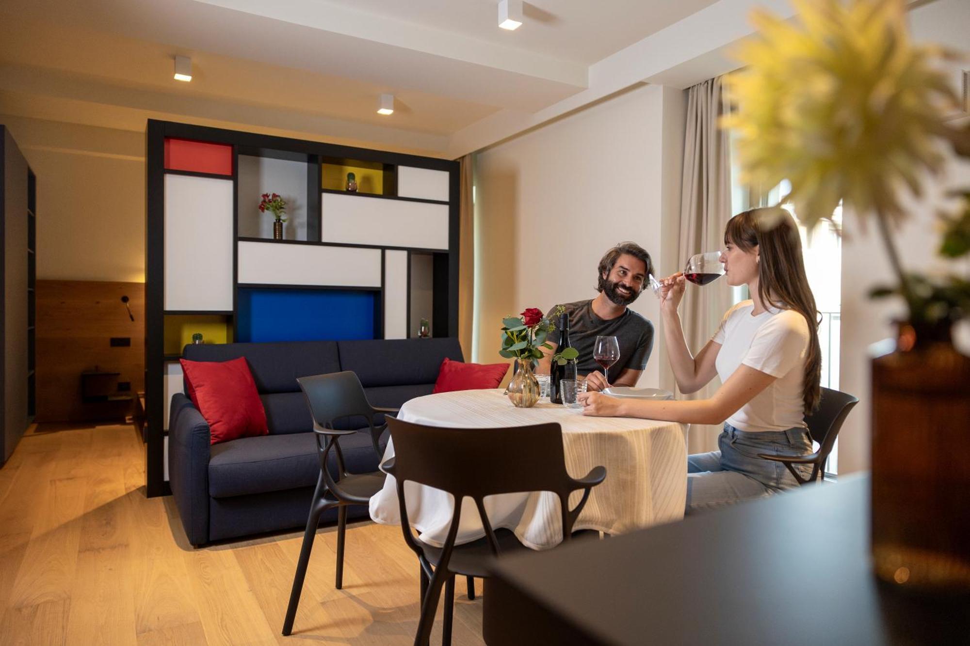 Wellness Smart Suites ボルツァーノ エクステリア 写真